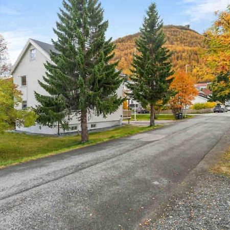 Ferienwohnung Fin Leilighet I Tromsdalen. Tromsø Exterior foto